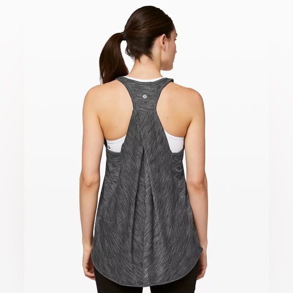 Lululemon Essential Tank - Picture 2 of 5